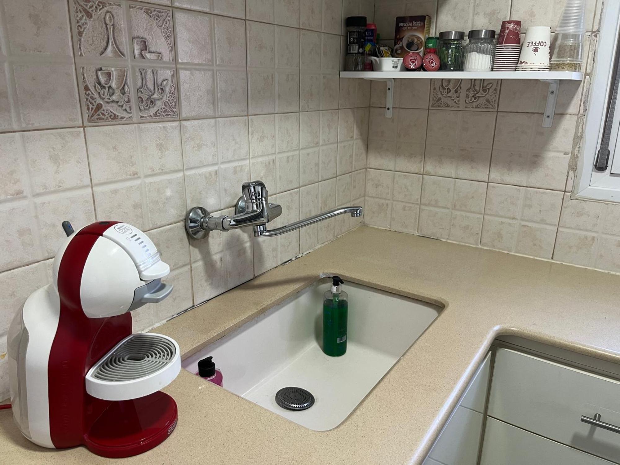 אירוח על הים Apartment Haifa Exterior photo